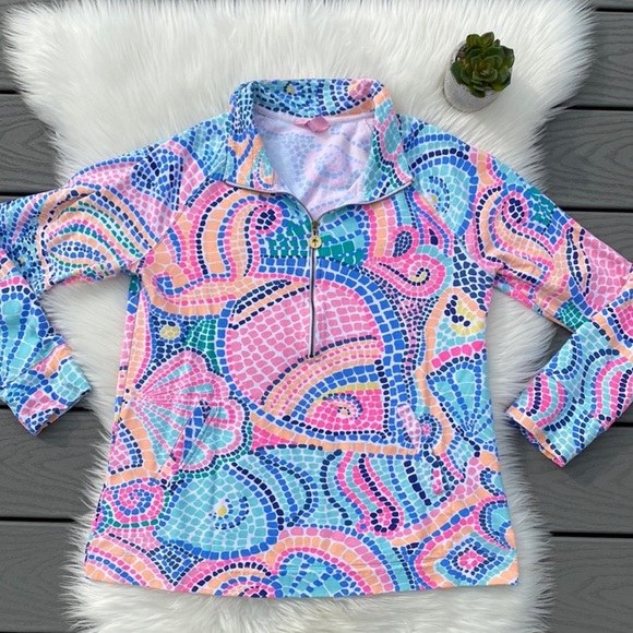 Lilly Pulitzer Multi Tile Wave Popover - Picture 1 of 5